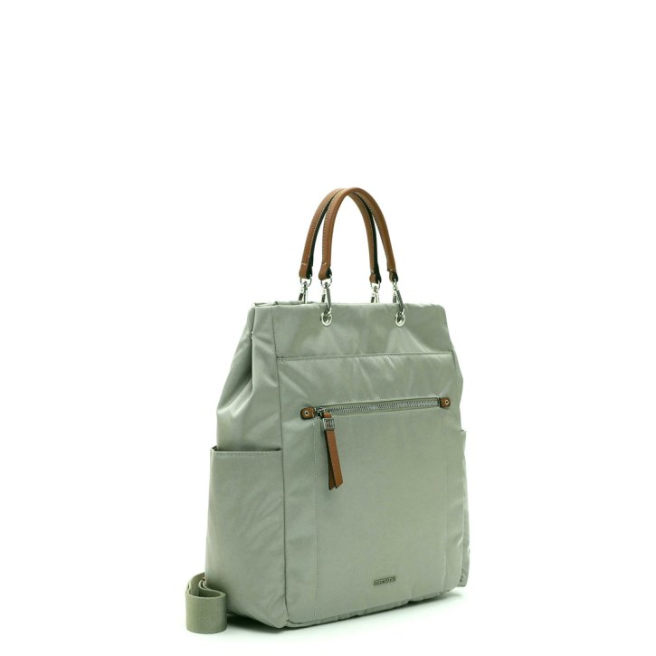 Emily & Noah E&N Esther khaki